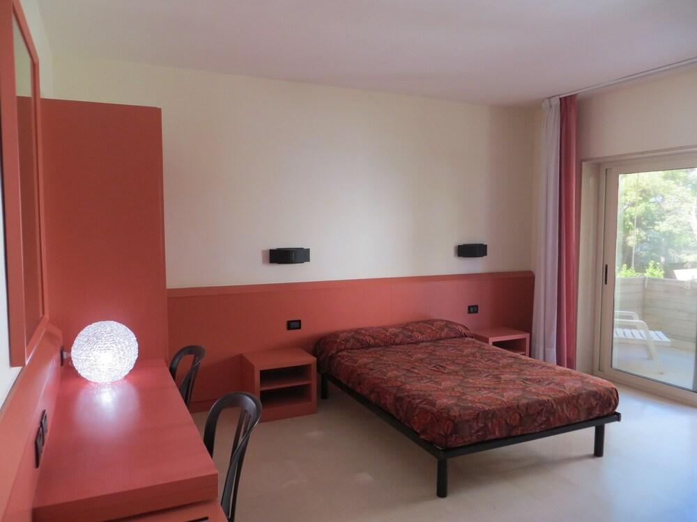 Villaggio Hotel Ripa Rodi Garganico Esterno foto