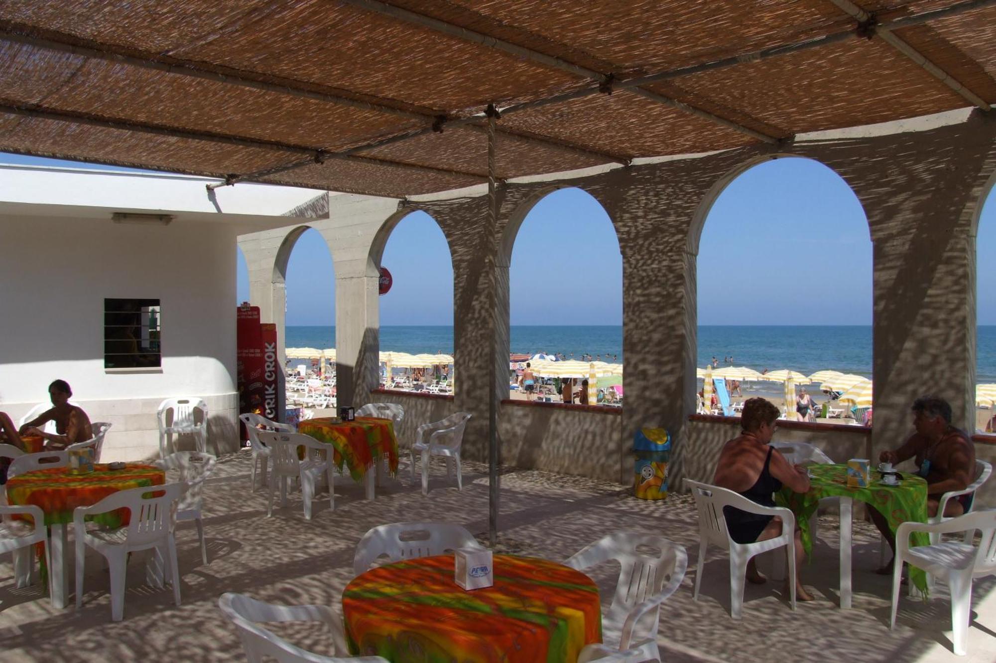 Villaggio Hotel Ripa Rodi Garganico Esterno foto