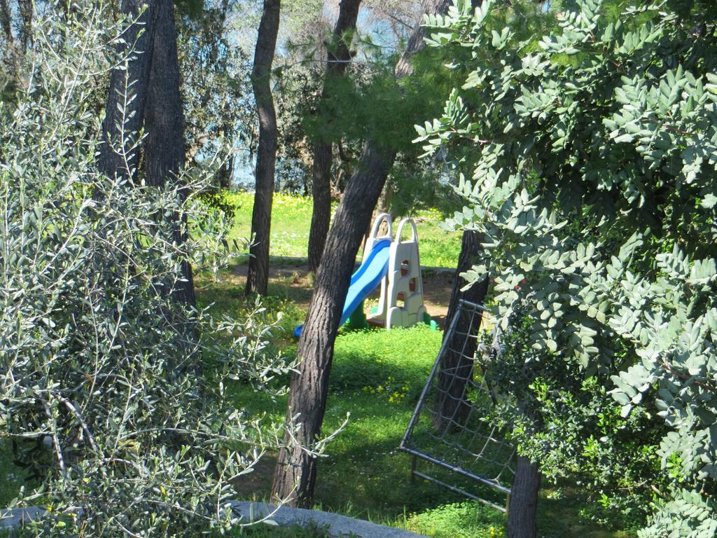 Villaggio Hotel Ripa Rodi Garganico Esterno foto